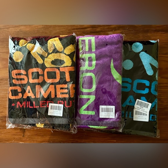 Scotty Cameron Golf Towels - lot of 3 NWT - Picture 1 of 4